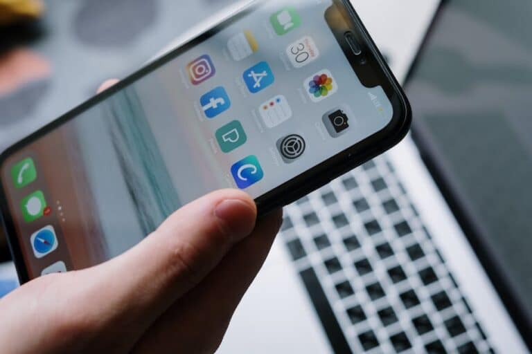 seamless cloud sync iphone